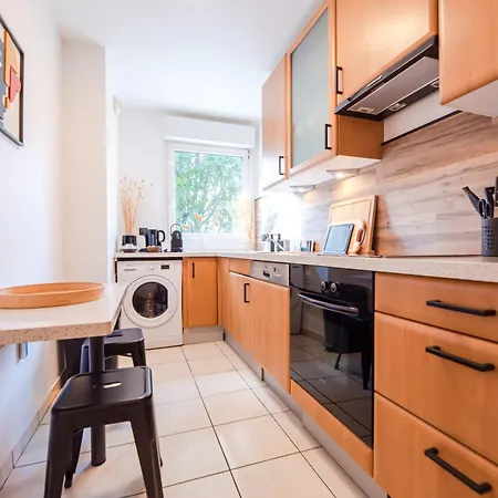 Cia - Flat With Balcony In East Paris, Buttes Chaumont * Paris